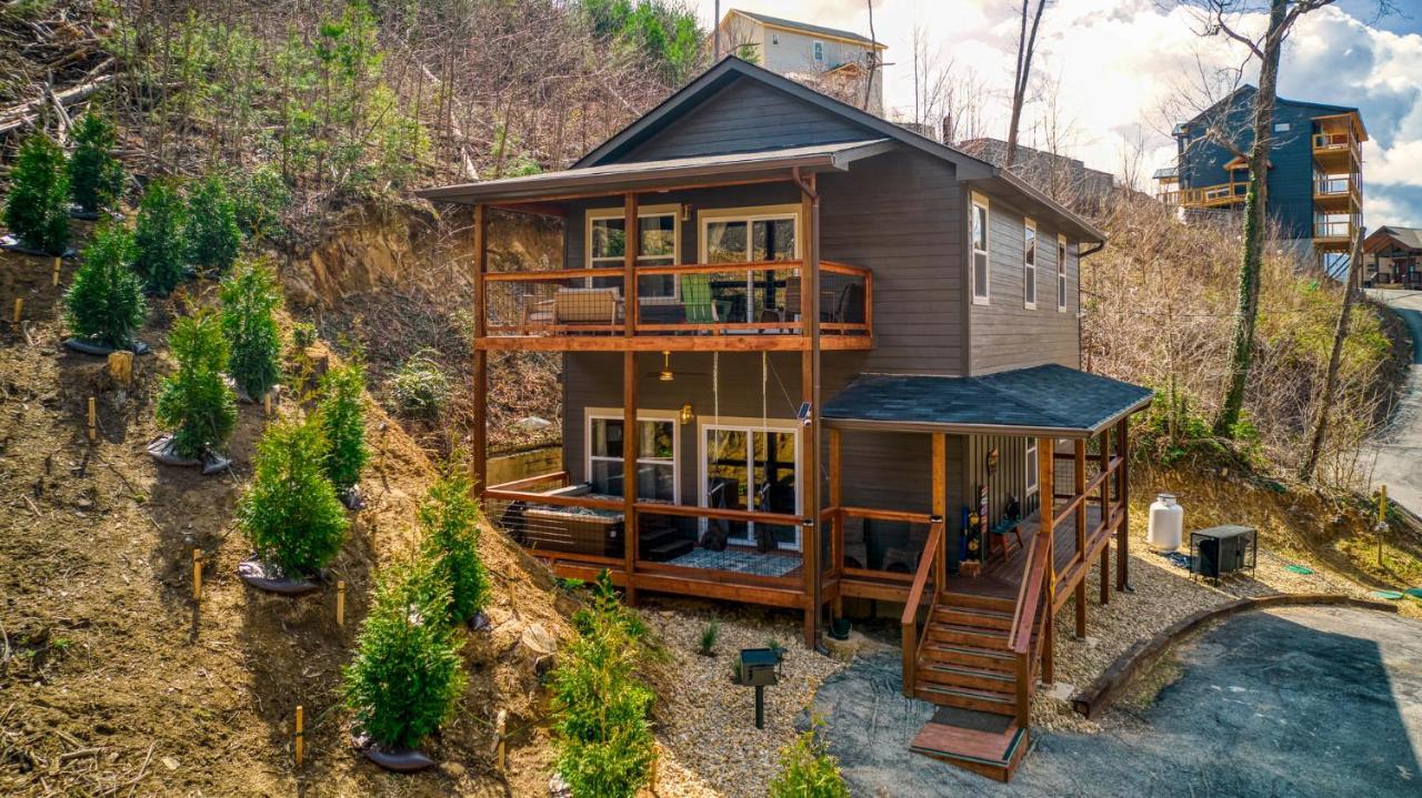 Mins To Gburg Sleeps 8 Hot Tub Arcade Area Pool Villa Gatlinburg Exterior photo